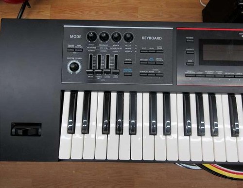 Roland Juno Ds61 61-Tasten Keyboard Synthesizer - Bild 5 von 7