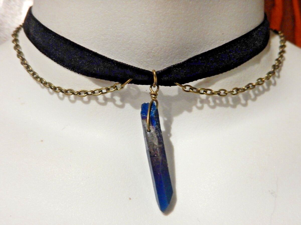 popular Creyente estante BLACK VELVET BLUE IRIDESCENT CRYSTAL CHOKER bronze chain necklace quartz goth Q6 | eBay popular Creyente estante BLACK VELVET BLUE IRIDESCENT CRYSTAL CHOKER bronze chain necklace quartz goth Q6 | eBay