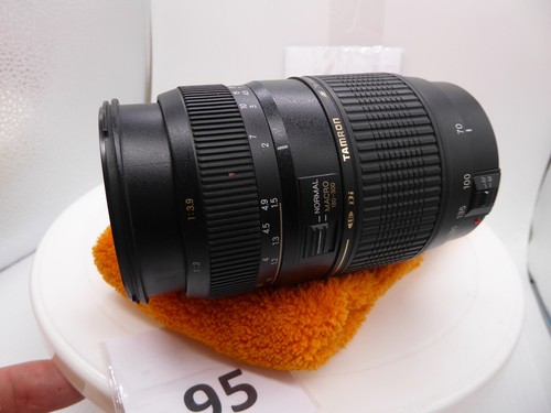 Tamron 70-300mm Lens F4.0-5.6 AF Di LD Tele-Macro for Sony a alpha mount - Picture 4 of 7