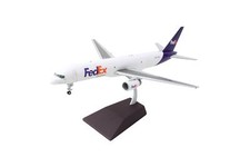 GeminiJets G2FDX981 Fed Ex Boeing 757-200SF N921FD; Scale 1:200
