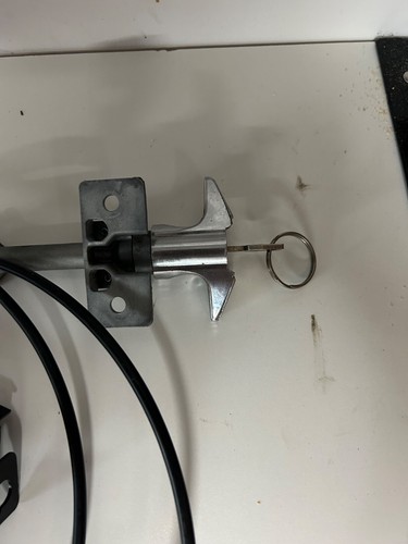 1973-1979 Ford Truck 78 79 Bronco LOCKING HOOD RELEASE WITH NEW Cable & KEY - Picture 9 of 13