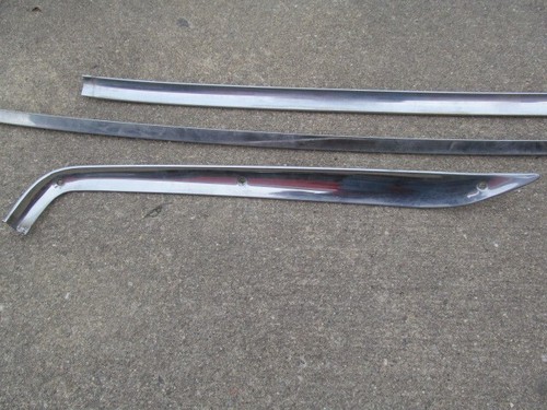 1967 1968 Ford Mustang coupe rear window moldings original FoMoCo - Picture 3 of 4