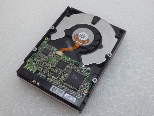 IBM DeskStar 3.5" Hard Drive IC35L040AVER07-0 41GB 7200rpm ATA/IDE 07N6654 - Afbeelding 4 van 4