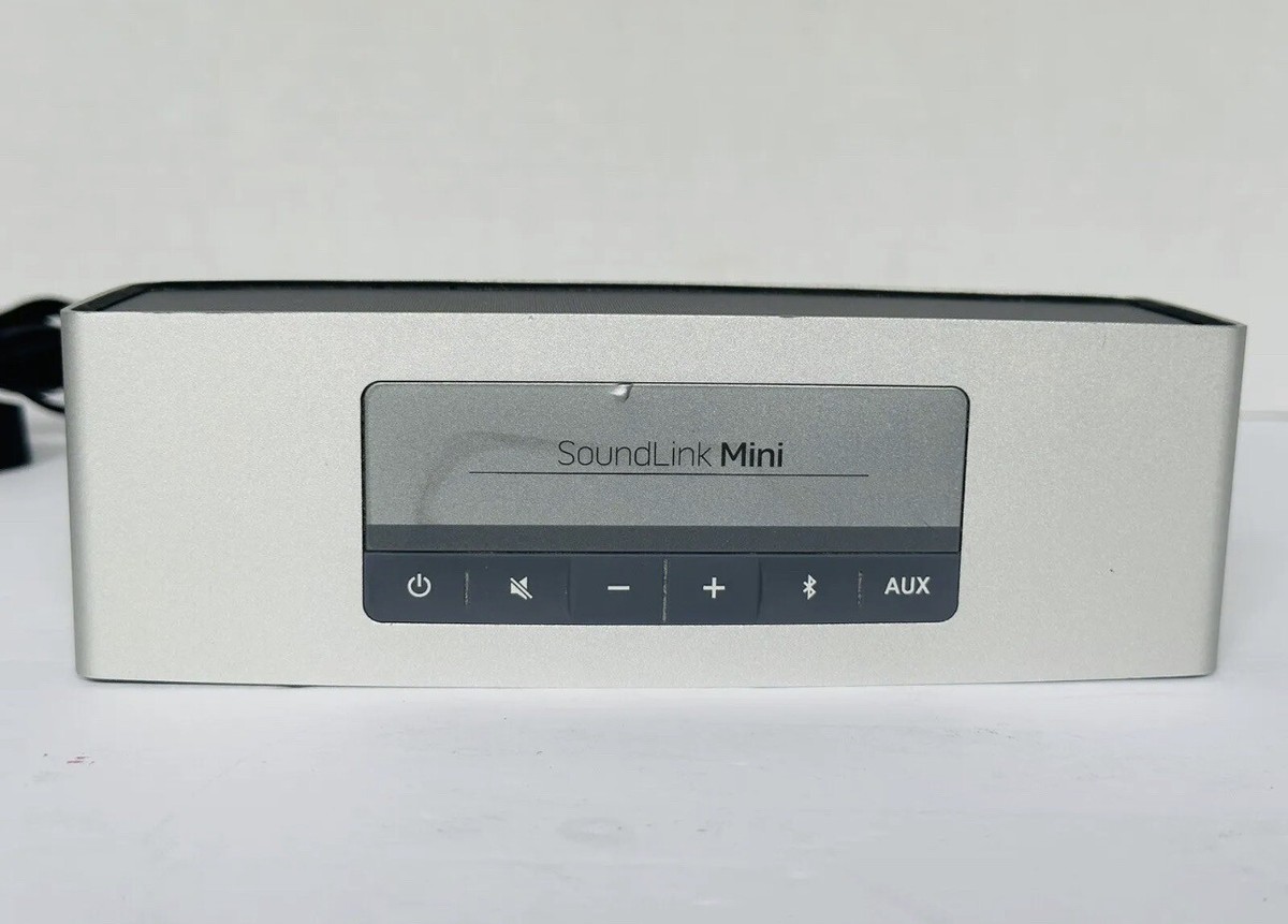 BOSE SoundLink Mini Silver ドック付き Bose SoundLink Mini I Bluetooth Speaker Silver W Dock Bose