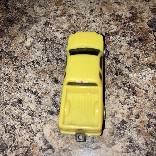 ERTL 2004 Ford F-150 Truck Yellow Toy Car Vehicle - Missing Tires - Very Rare - Picture 6 of 6
