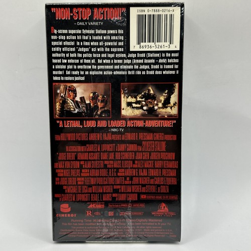 Judge Dredd VHS 1995 Sylvester Stallone Armand Assa Factory Sealed. - Picture 2 of 6