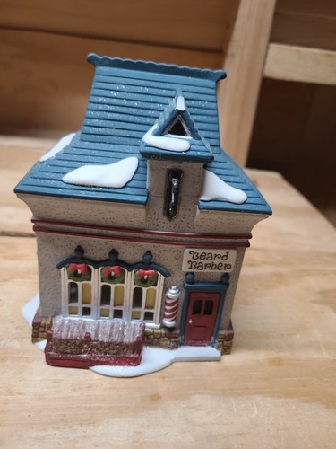Department 56 "Beard Barber Shop" North Pole Series 1994 Heritage Village 5634-0 - Picture 1 of 12