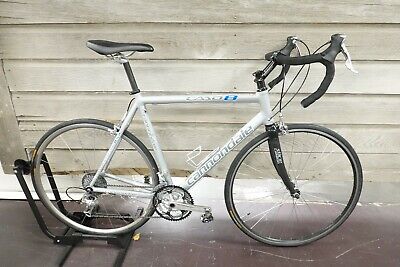 Cannondale CAAD8 R800 56cm Road Bike 700c 3x9 Shimano Cannondale CAAD8 R800 56cm Road Bike 700c 3x9 Shimano