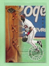 MARQUIS GRISSOM - 1995 Leaf "Great Gloves" - #7/16 - Braves - Comb. Shipping