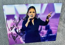 Gloria Estefan Signed 8x10 Photo Singer Gloria Estefan Signed 8x10 Photo Singer
