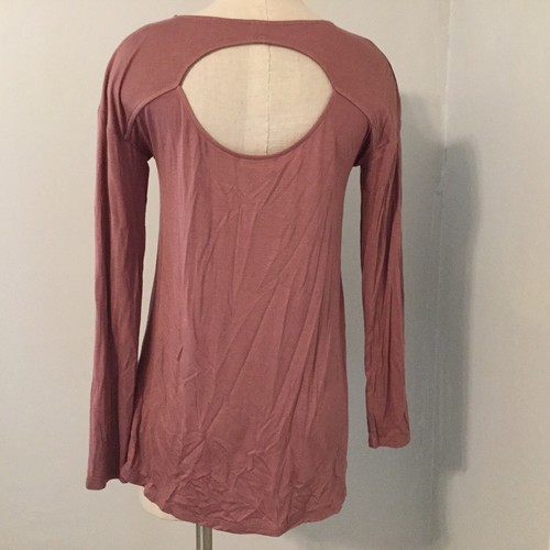 Maurices Size XSmall Shirt Long Sleeve floral Mauve Peek Neck NWT - Picture 8 of 11