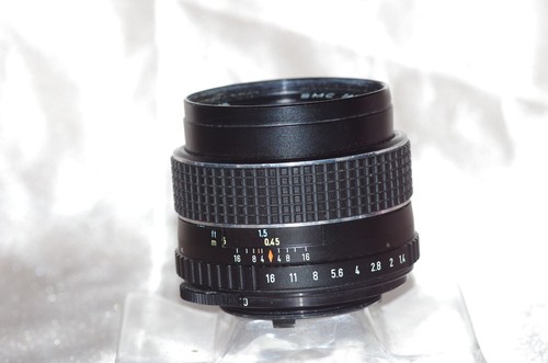 LEGENDAIRE obj M42 50mm f1,4 SMC~TAKUMAR bouchons-filtre-pare-soleil-housse TBE - Imagen 12 de 24