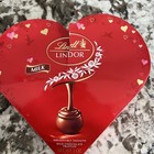 Lindt Lindor  Milk Chocolate Truffles 7 Pieces