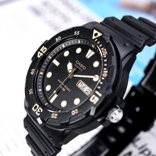 Casio Quartz Watch Black Brand New MRW-200H-1EVDF - Picture 13 of 14