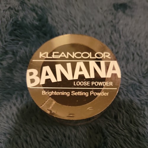 Kleancolor BANANA PRESSED & LOOSE POWDER-BRIGHTENING FINISHING POWDER  - Picture 1 of 2