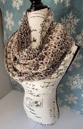 Handgefertigter gehäkelter Infinity Schal, Doppeltuch Kutte, verschiedene Brauntöne - Bild 7 von 9