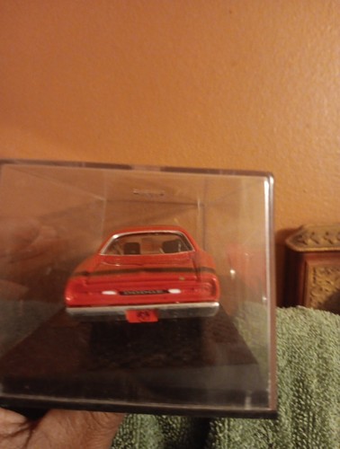 Dodge Super Bee 1969 fundido a presión Road Champs 1/43, rojo/negro D0527 LZ - Imagen 8 de 8