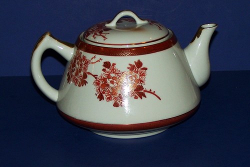 Wonderful KUTANI JAPAN TEAPOT Bird & Flowers with Gold Accents - Picture 3 of 8