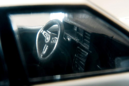 TOMICA LIMITED VINTAGE NEO 1/64 LV-N130d Lancia Delta HF Integrale 16V White - Picture 7 of 7