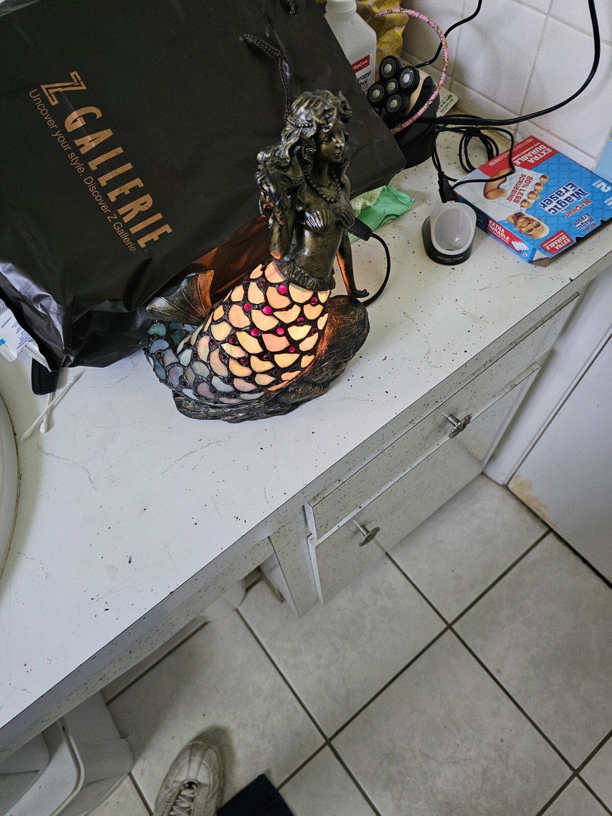 Picture 3 of 4