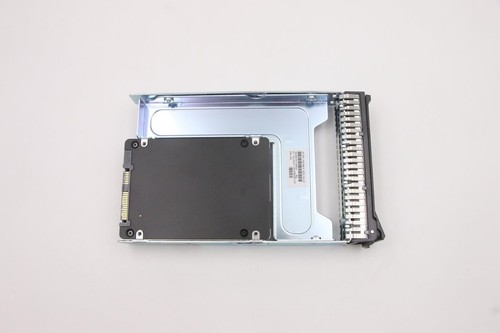 Lenovo 800GB 03GX015 SAS 4XB7A70010 ThinkSystem 12Gb/s 2.5" in 3.5'' Tray SSD - Afbeelding 4 van 4