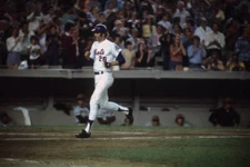 New York Mets Dave Kingman In Action Baseball 1975 Old Photo 4