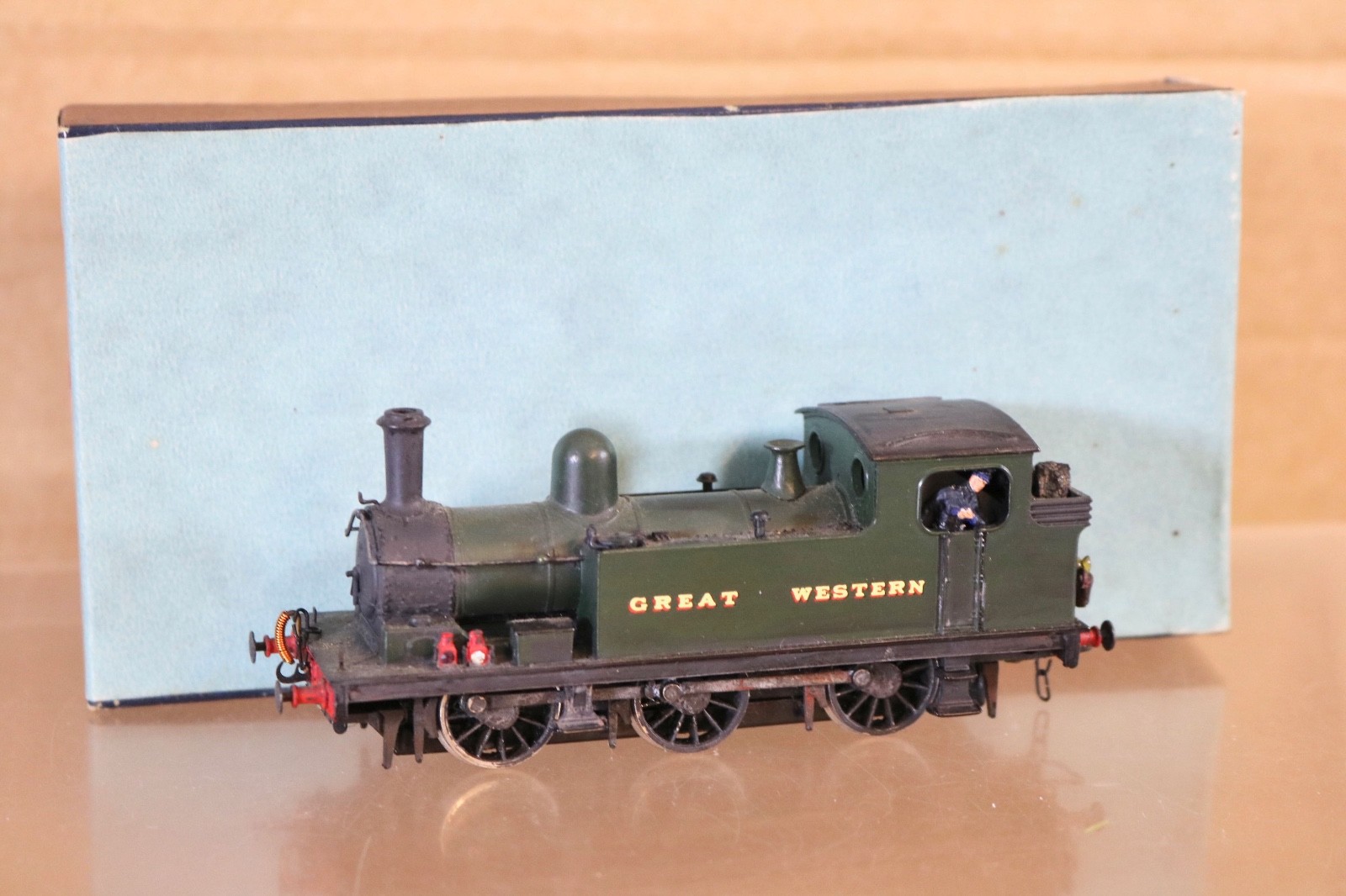 MAINLINE KIT BUILT WEATHERED GW GWR 0-6-0 CLASS J72 TANK LOCOMOTIVE np MAINLINE KIT BUILT WEATHERED GW GWR 0-6-0 CLASS J72 TANK LOCOMOTIVE np