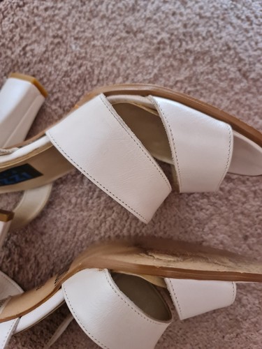 Shoes heels white Tony Bianco 'Bianca Rizzi' Aus size 6.5 leather vintage - Picture 16 of 17