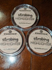 ESSENCE Strobing Highlighter Powder - #10 let it glow! - Lot of 3- "New" (B8)