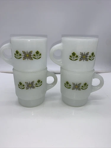 Set of 4 Vintage FIRE KING Meadow Green D Handle Stackable Coffee Cups Mugs