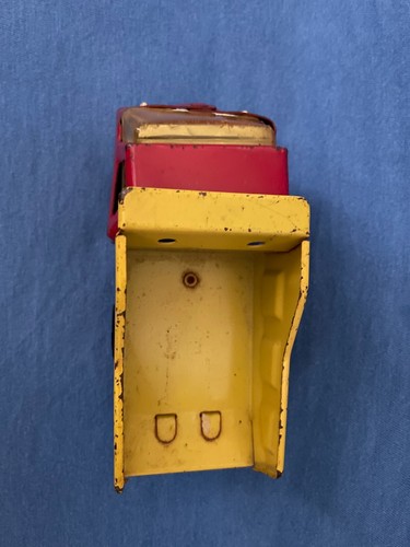 1976-77 Tiny Tonka Dump Truck - Vintage Construction Equipment Pressed Steel Toy - Picture 7 of 10