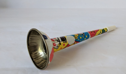 Vintage Tinplate Trumpet Toy Metal Toy Mfg. CLOWNS - Picture 2 of 2