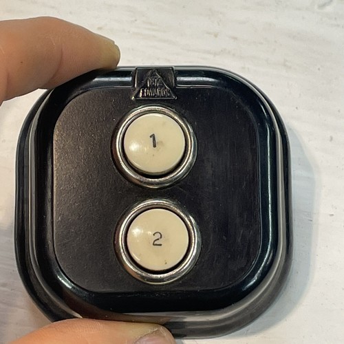 Edwards Switch 146 Bakelit Schreibtischtaster 2 Tasten schwarze Oberfläche - Bild 2 von 4