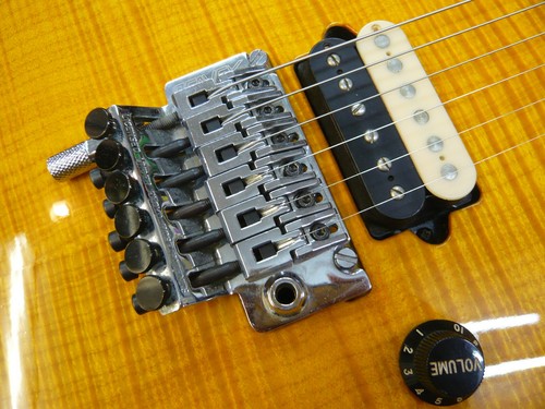 PEAVEY WOLFGANG SPECIAL FLAME TOP Used Electric Guitar - Picture 6 of 10