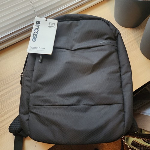Incase City Compact Backpack - Diamond Ripstop, 16'' Laptop, School/Work Bag - Picture 1 of 8