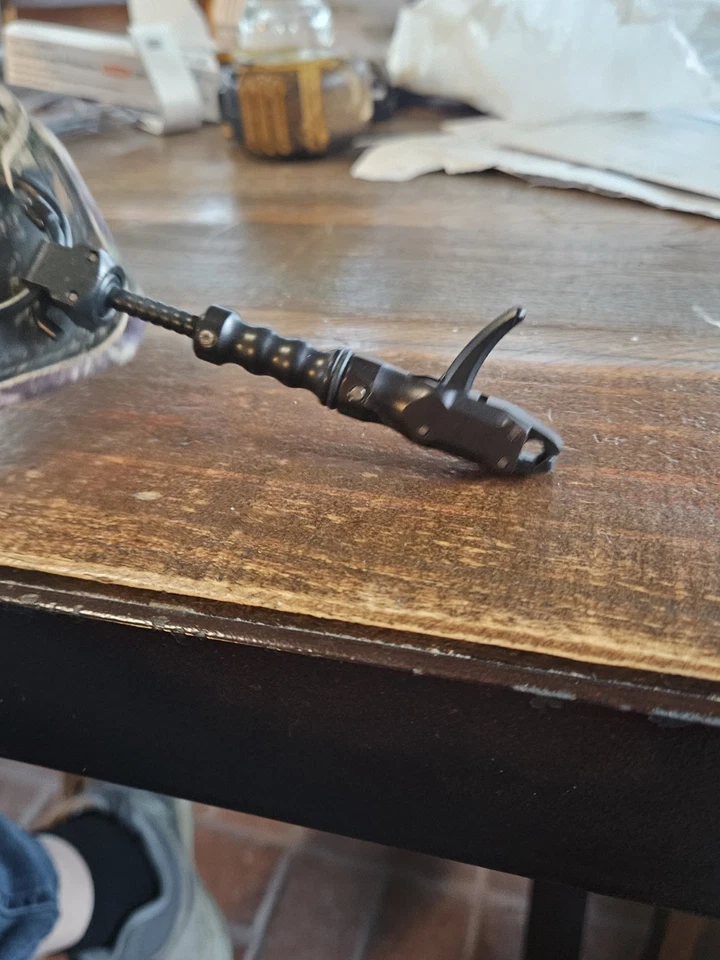 True Fie Bow Release and Package Of Bowjax String Silencers - Image 3 of 4