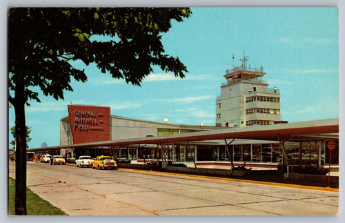 General Mitchell Field Air Terminal Milwaukee Wisconsin Postcard - Picture 1 of 2