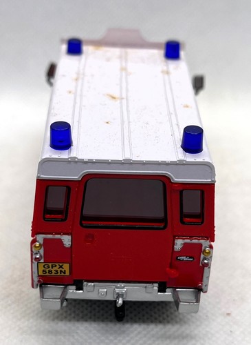 HONGWELL  LAND ROVER 109 FIRE RESCUE,, ESC.1/43,, NEW AND MINT - Imagen 5 de 6