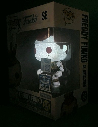 Freddy Funko As Metalhead LE 2000 si illumina nel buio TMNT Fundays '25 con P e con S - Foto 2 di 16