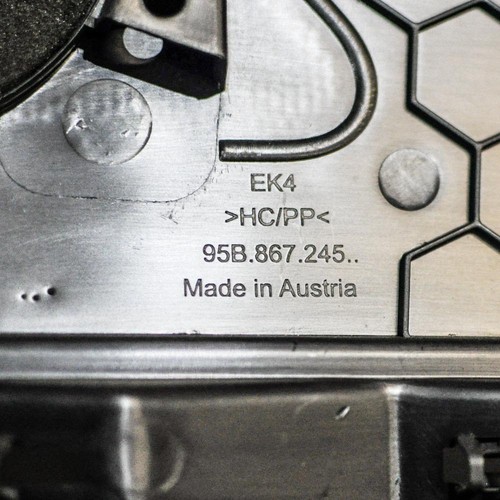 PORSCHE MACAN 95B Rear Left Speaker Cover Trim 95b867245 2014 1840864 - Picture 3 of 3