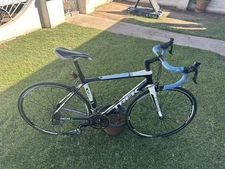 Trek Madone 3.1 CLV carbon road bike, 54cm, Blue-white,54 Cm