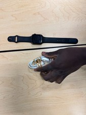 Apple Watch SE (2022) 44mm Midnight Aluminum Case with Sport Band, M/L (GPS)...