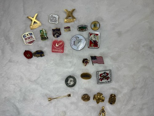 Vintage Pins Lot Of 23