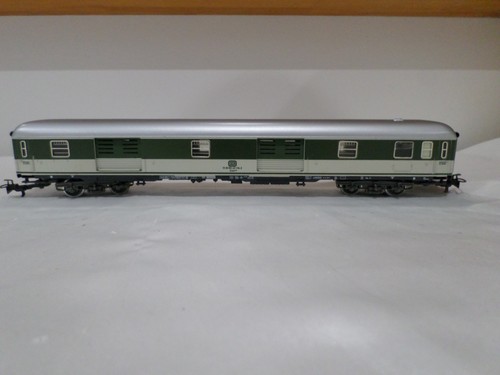 Marklin 4093 HO Baggage Wagon - Picture 14 of 18