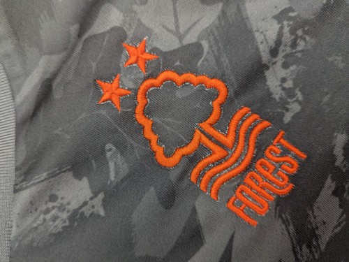 2020/2021 Nottingham Forest 3rd Football Shirt Age 9-10 Yrs Grey/Orange Macron - Bild 6 von 17