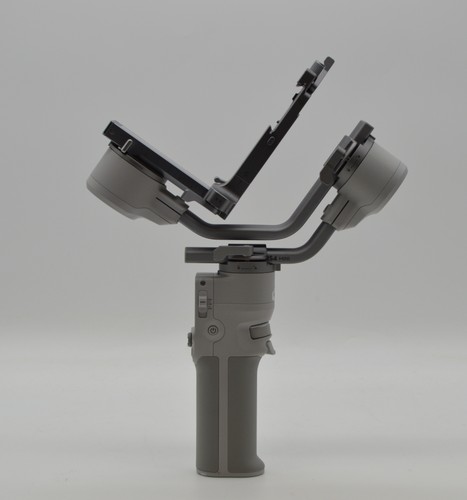 DJI RS 4 Mini AI-Tracking 3-Axis Gimbal Stabilizer *READ DESC* PC1693278 - Picture 2 of 5