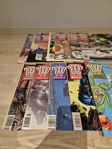 2000 AD Judge Dredd Bundle 12 Comics 1991 93 Vintage Job Lot Including Special E - Imagen 4 de 6