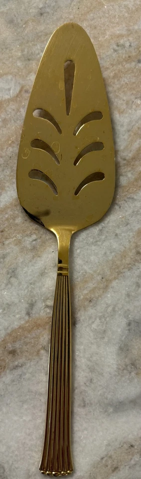 39 piezas Tosca Gold Electroplate de Cosmos 18/10 Japón cubiertos acanalados Foto 3 de 4