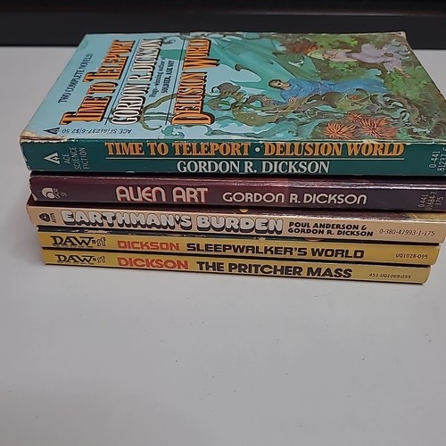 Gordon R Dickson lot Of 5 Vintage Sci-Fi Books Alien Art Sleepwalker's World - Picture 17 of 21