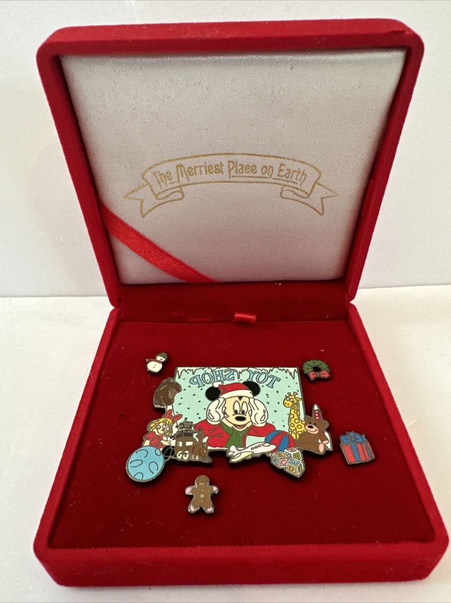 Disney Rare Christmas Mickey's toy shop 5 PINS box set